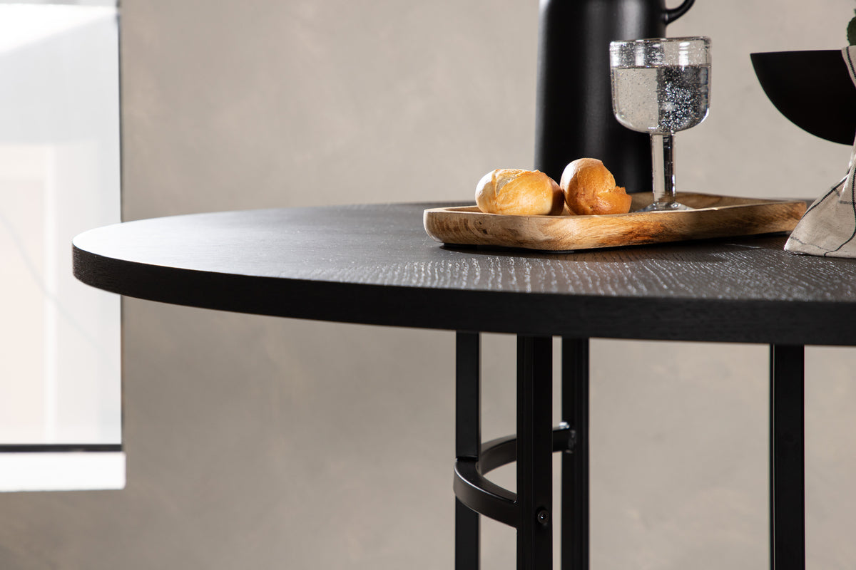 Esstisch Orana - im runden, skandinavisch inspirierten Design