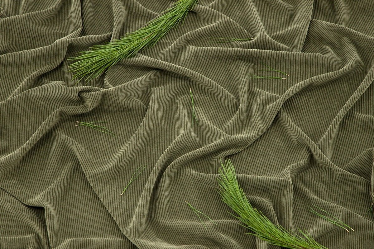 Gardinen-Set Verta – mit Mehrband-System in Beige & Moosgrün