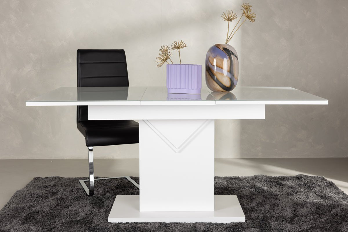 Esstisch Lioren - vereint modernes Design mit höchster Funktionalität