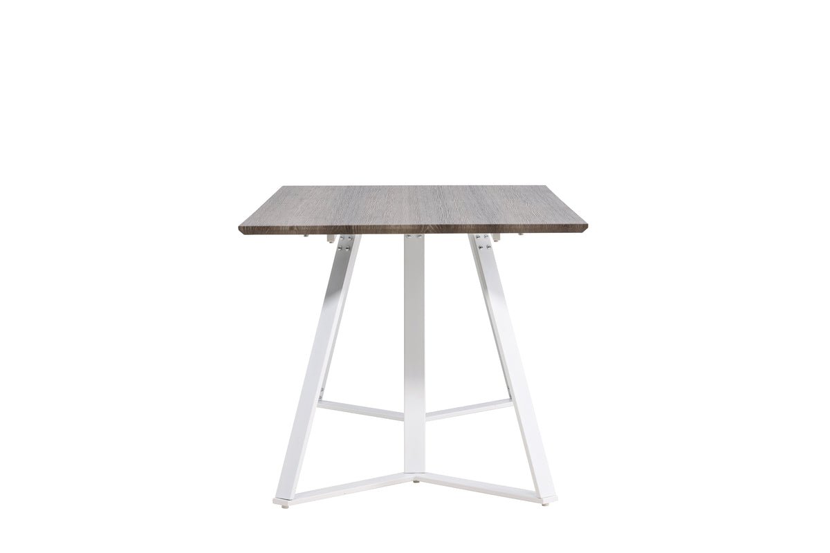 Esstisch Waka - die dekorativen Metallbeine setzen einen stilvollen Akzent