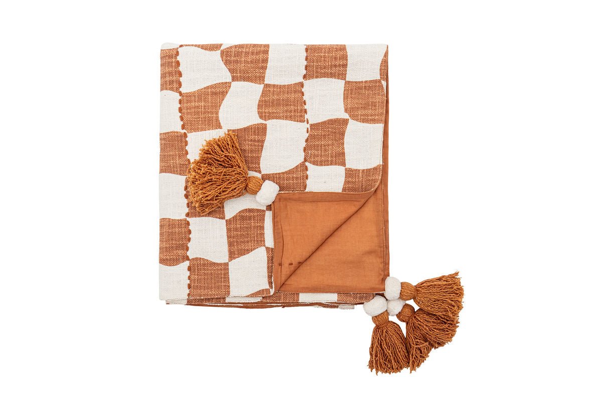 Tagesdecke Maru – Grafisches Karomuster in Braun und Weiß