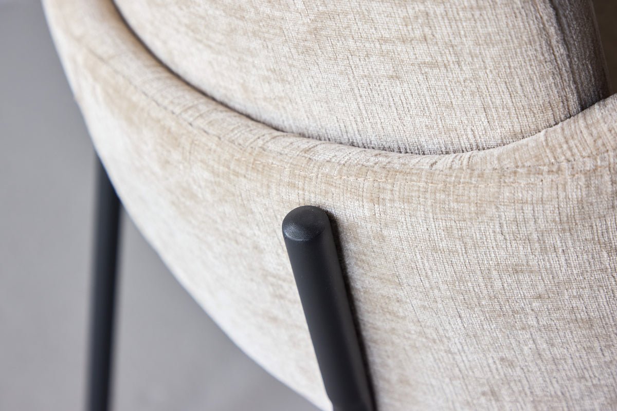 2er Set - Stuhl Hendrix skandinavisch mit schwarzen Stahlbeinen