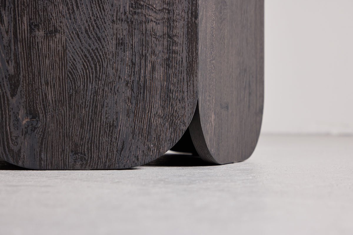 Esstisch Agesta - runder Esstisch mit Tischplatte in Hellgrau, Mokka und Schwarz