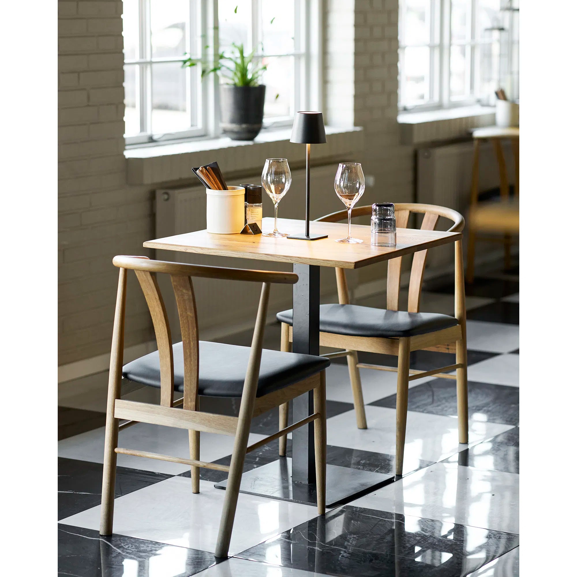 Tischlampe „Lucardo“ – Minimalistisches Design