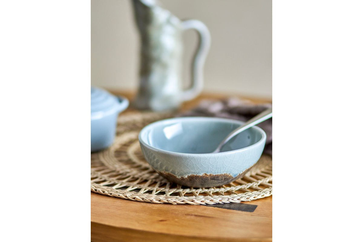 Frühstücksset Liora – Steingut mit strukturierter Glasur (12-teilig)