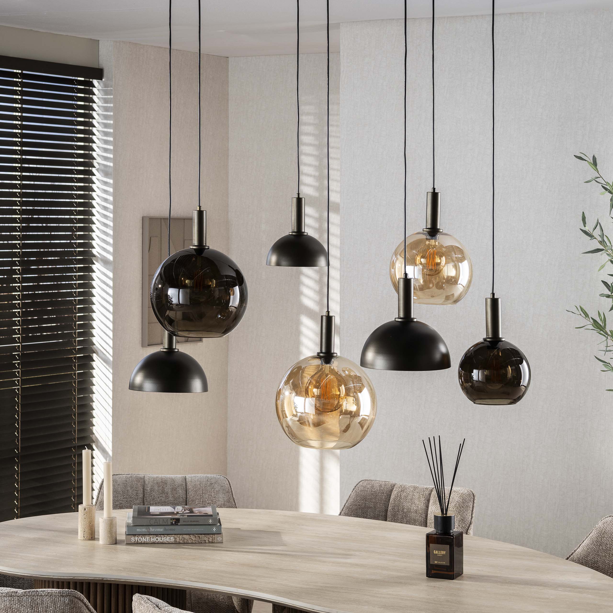 Pendelleuchte Caldera – Organisches Cluster-Design in Sienna-Braun (7-flammig)
