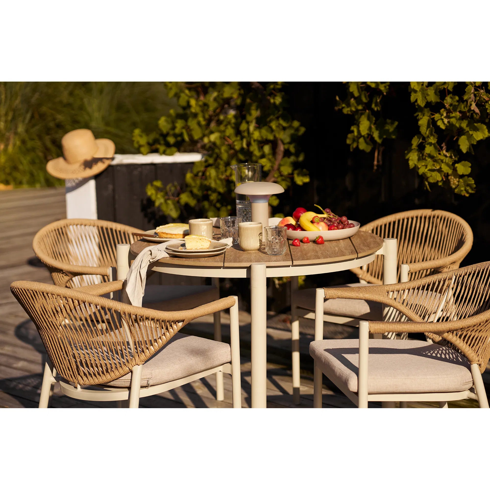 Garten-Tischlampe „Norvara“ – wetterfest für Balkon & Outdoor-Bereich