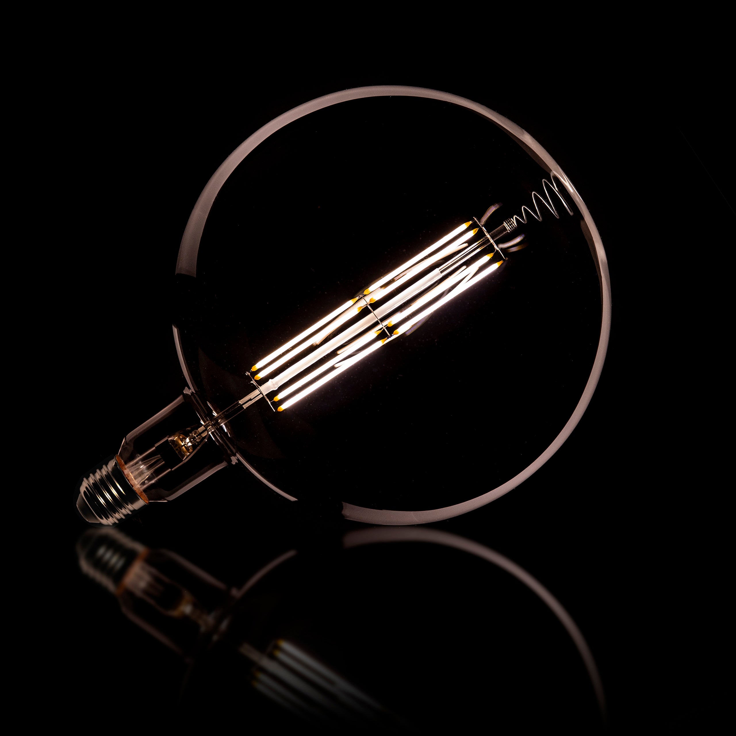 LED-Glühlampe Orin – G200-E27 im XXL-Format