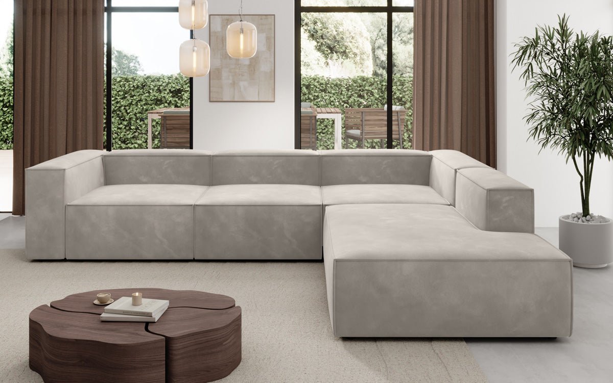 Designer Sofa Lesley L mit langer Ottomane in Samt