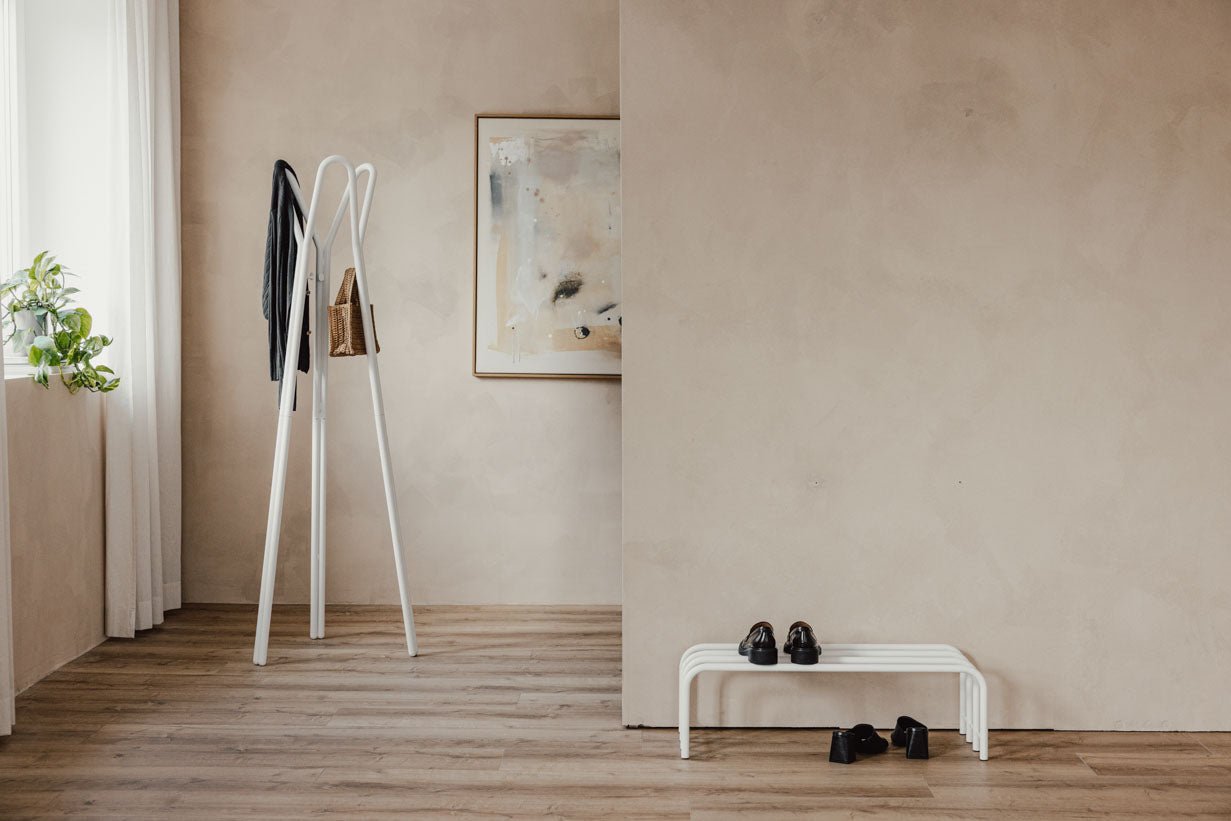 Garderobe Charles – Minimalistischer Dielenständer aus Stahl