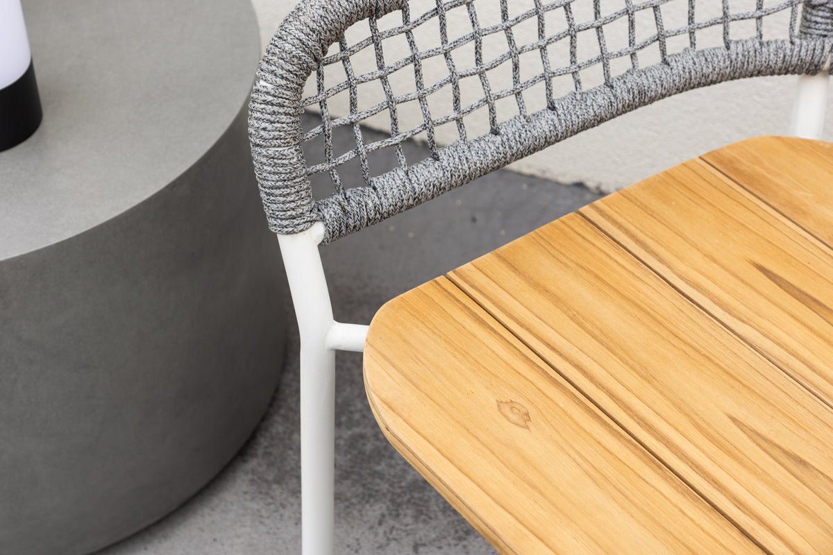 Garten- Loungesessel Amore - In Grau mit einer Sitzfläche aus Teakholz