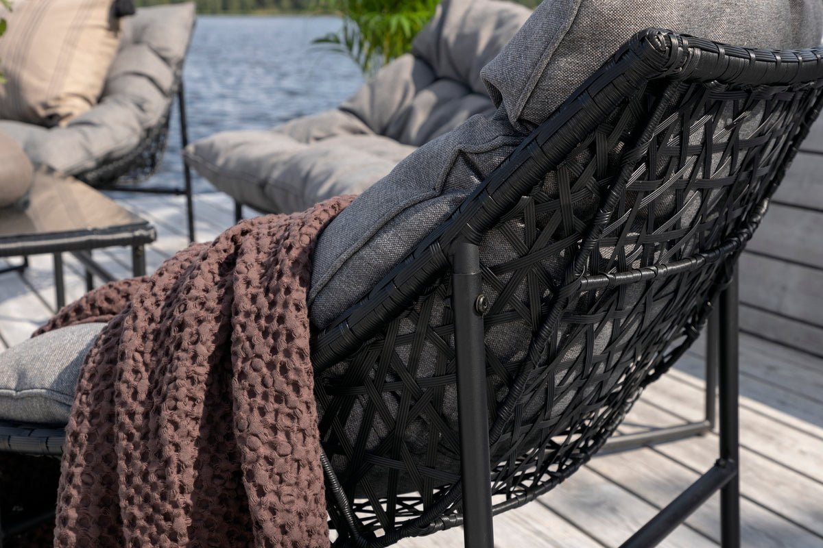 Garten Loungeset Marvella – 4-teiliges Outdoor-Sofa-Set in Schwarz mit Polstern