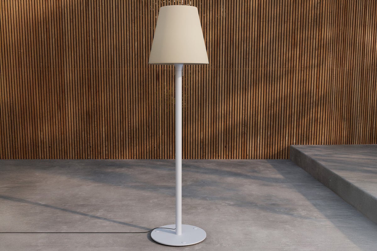 Garten Stehlampe „Belano“ – mit hellblauem Stahlgestell