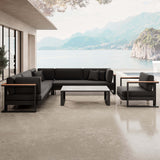 Vayla – Loungegruppe mit Ecksofa, Loungesessel & Tisch aus schwarzem Aluminium | Aevora™ Kollektion