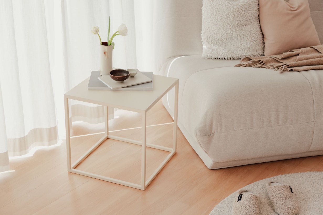 Couchtisch/Beistelltisch Soli X – Minimalistisches Design aus Stahlblech & Metall