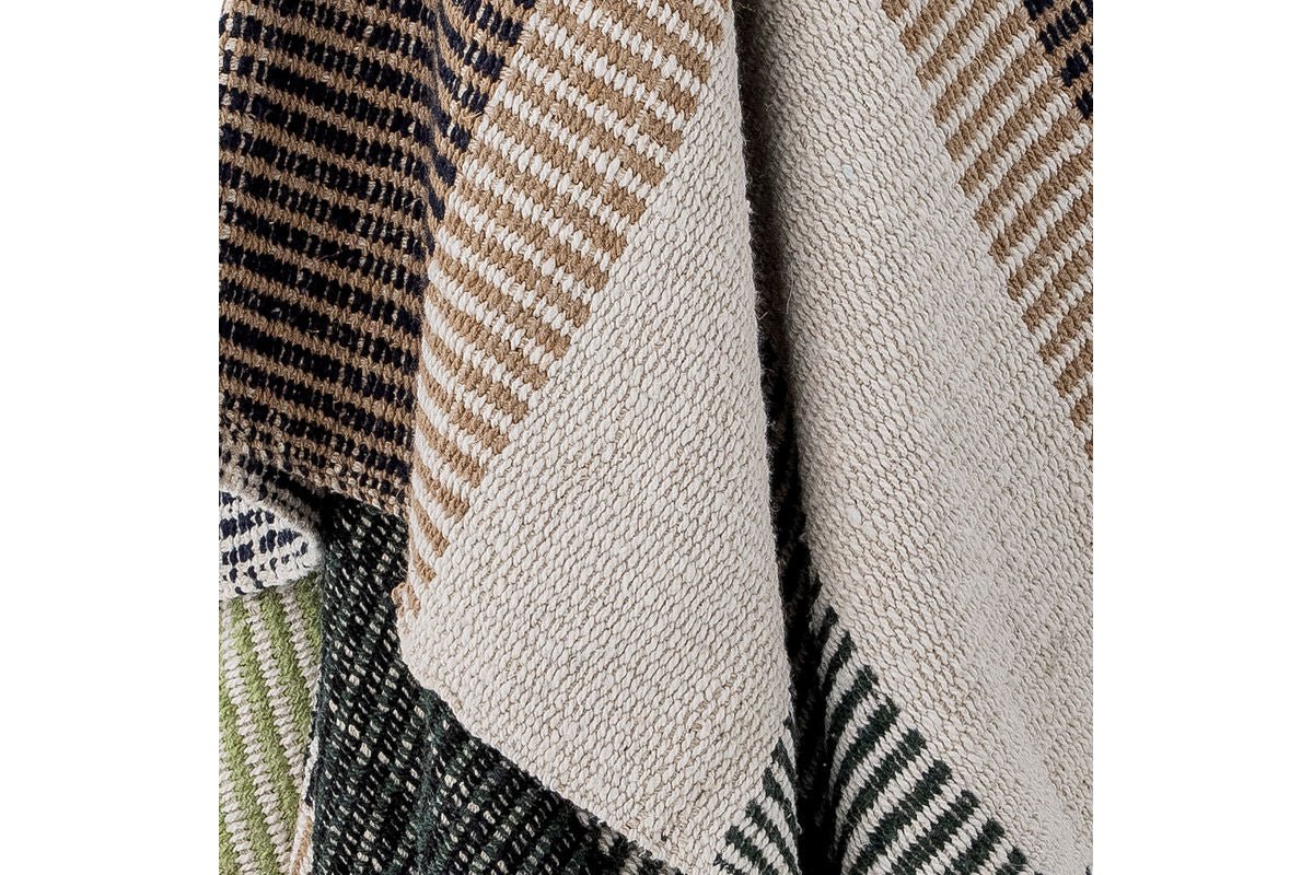 Überwurfdecke Mana – Braun, aus recycelter Baumwolle