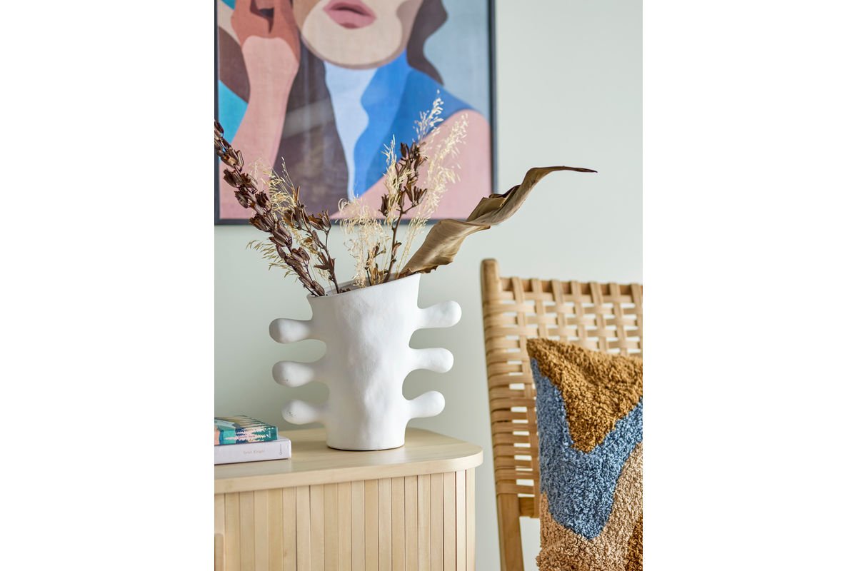 Vase „Alvina“ – Weißes Steingut