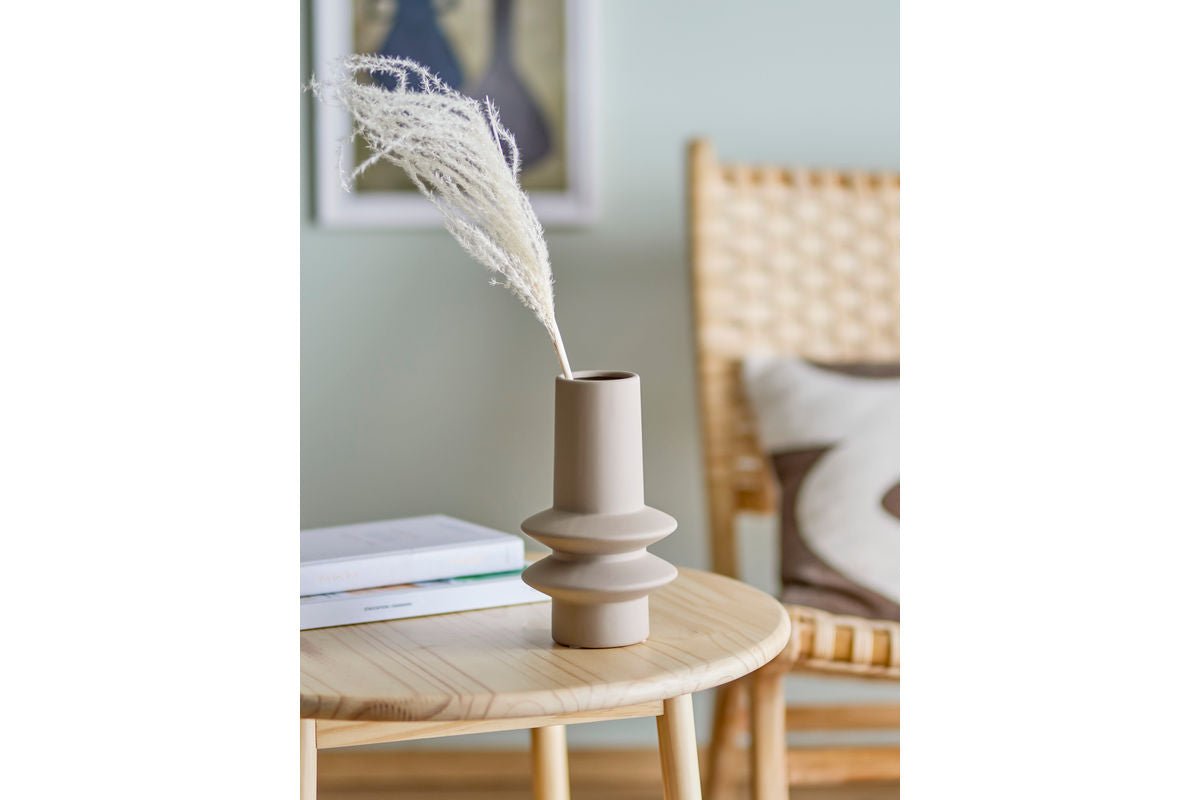 Vase "Ismar" - aus hellem Steingut