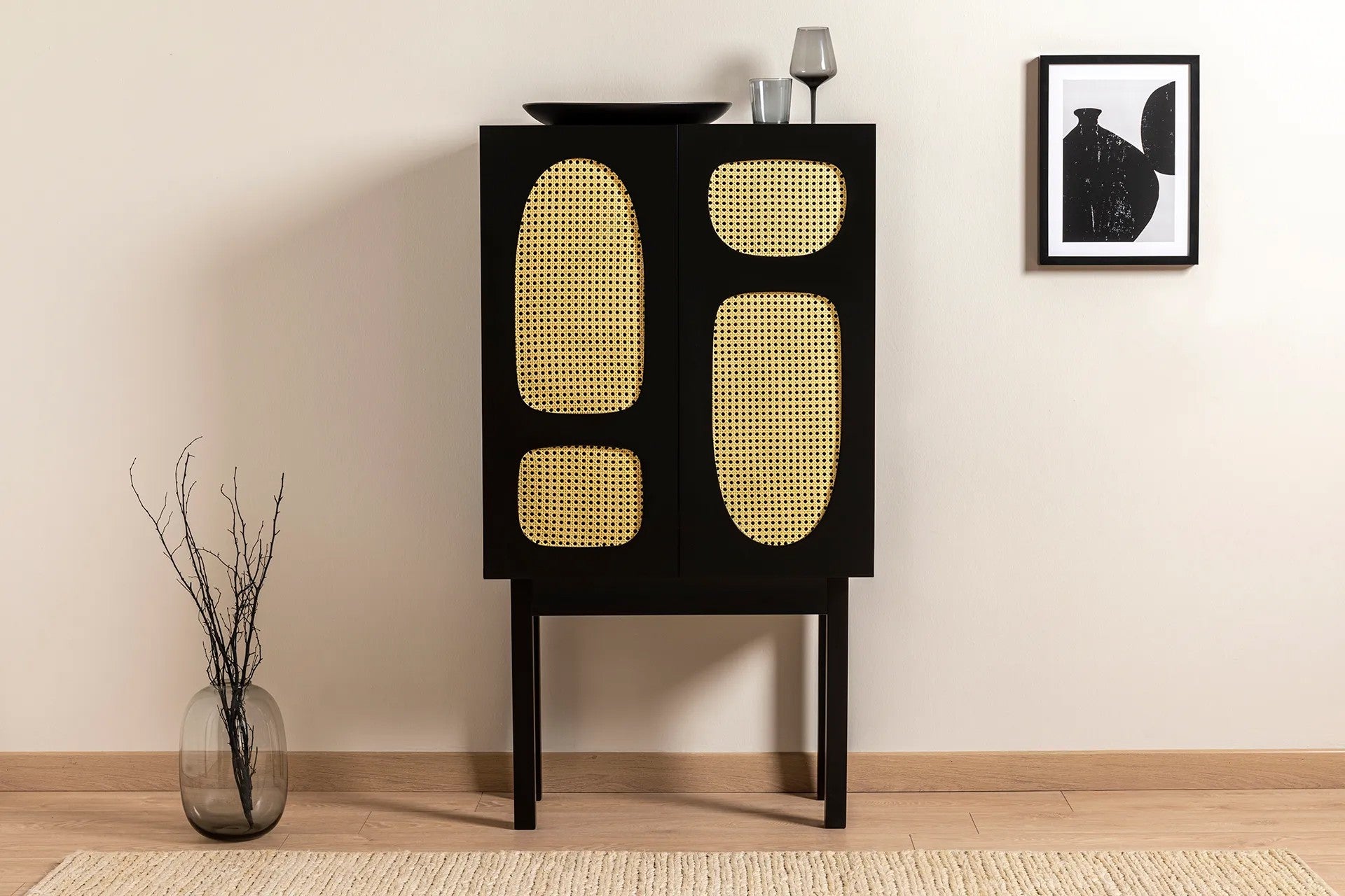 Designer Kommode Jorvella - aus Schwarz beschichtetem Holz