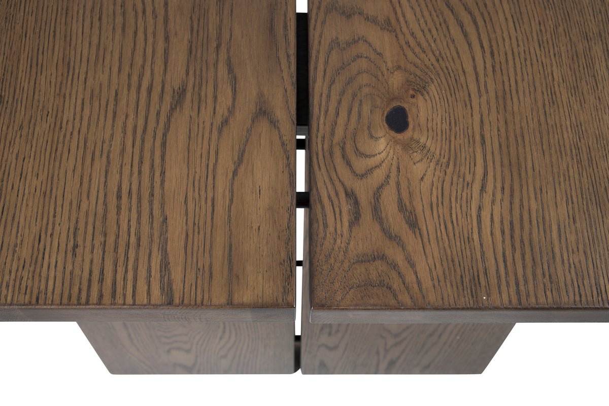 Esstisch Kaiora - vereint Robustheit mit eleganter Optik