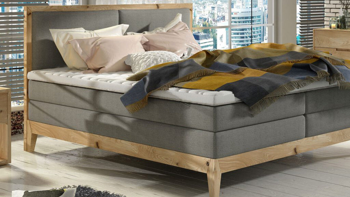 Designer Boxspringbett/Holzbett Ida aus massiver Eiche