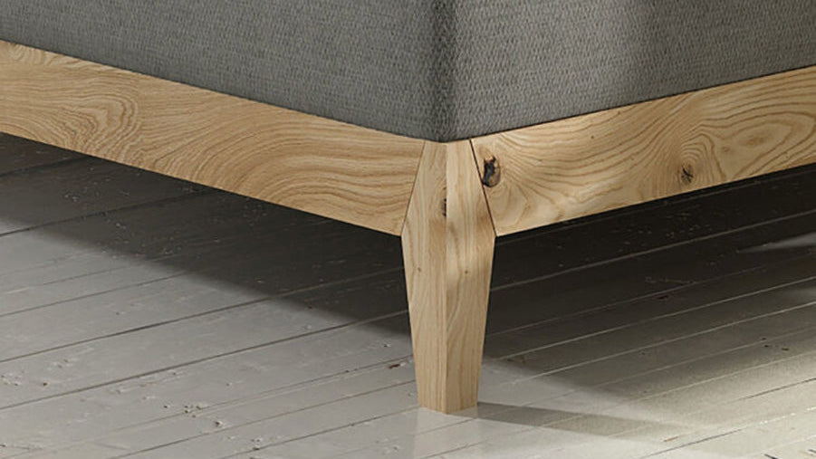 Designer Boxspringbett/Holzbett Ida aus massiver Eiche