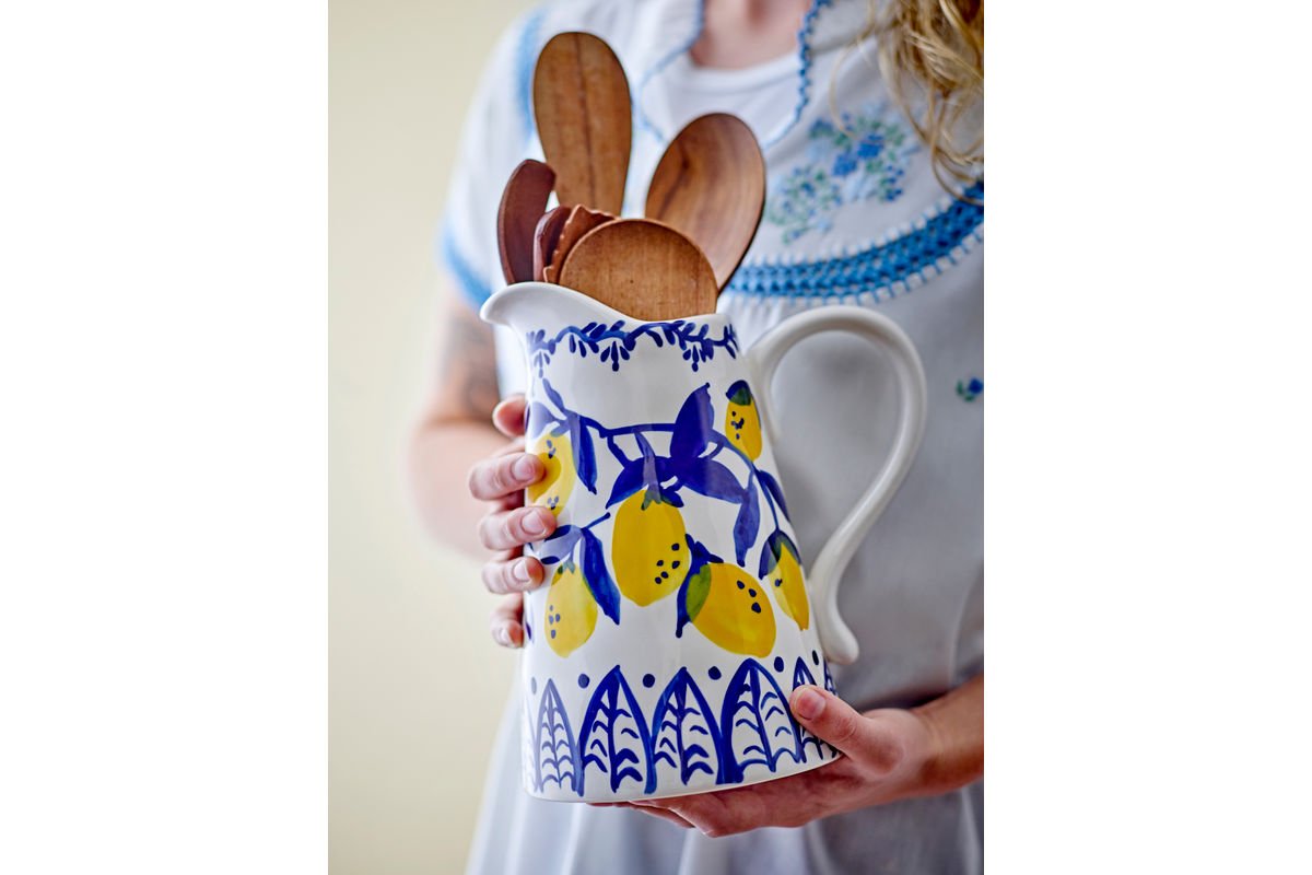 Krug Limonéa – handdekoriertes Steingut in Blau