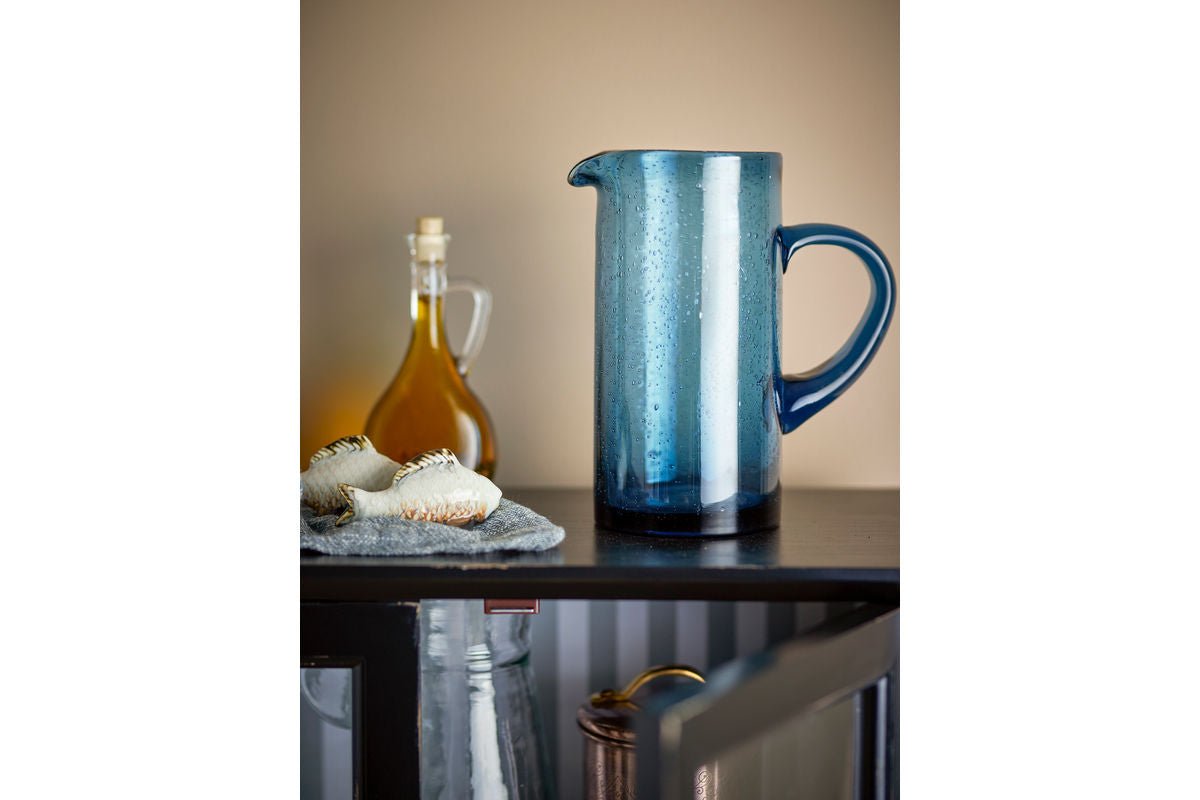 Krug Lecler – mundgeblasenes Glas in Blau