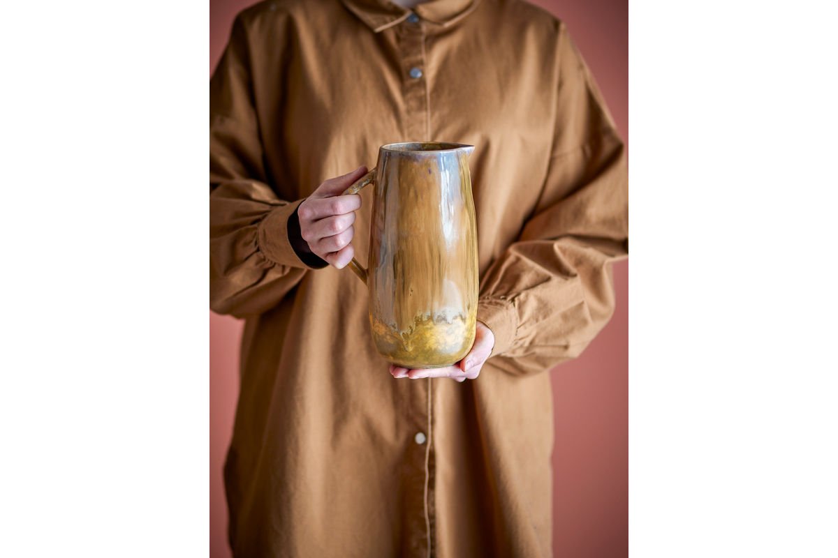 Krug Maris – Steingut mit reaktiver Glasur in Erdtönen