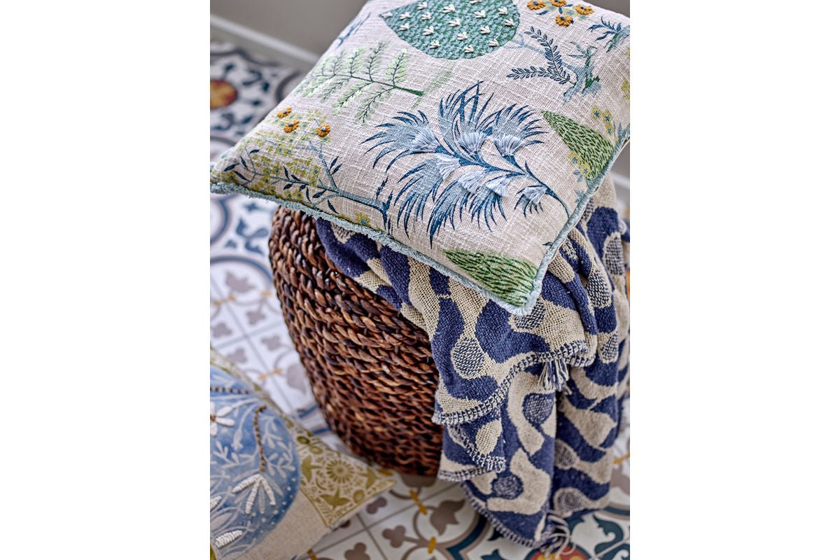 Überwurfdecke Valea - Blau, aus recycelter Baumwolle