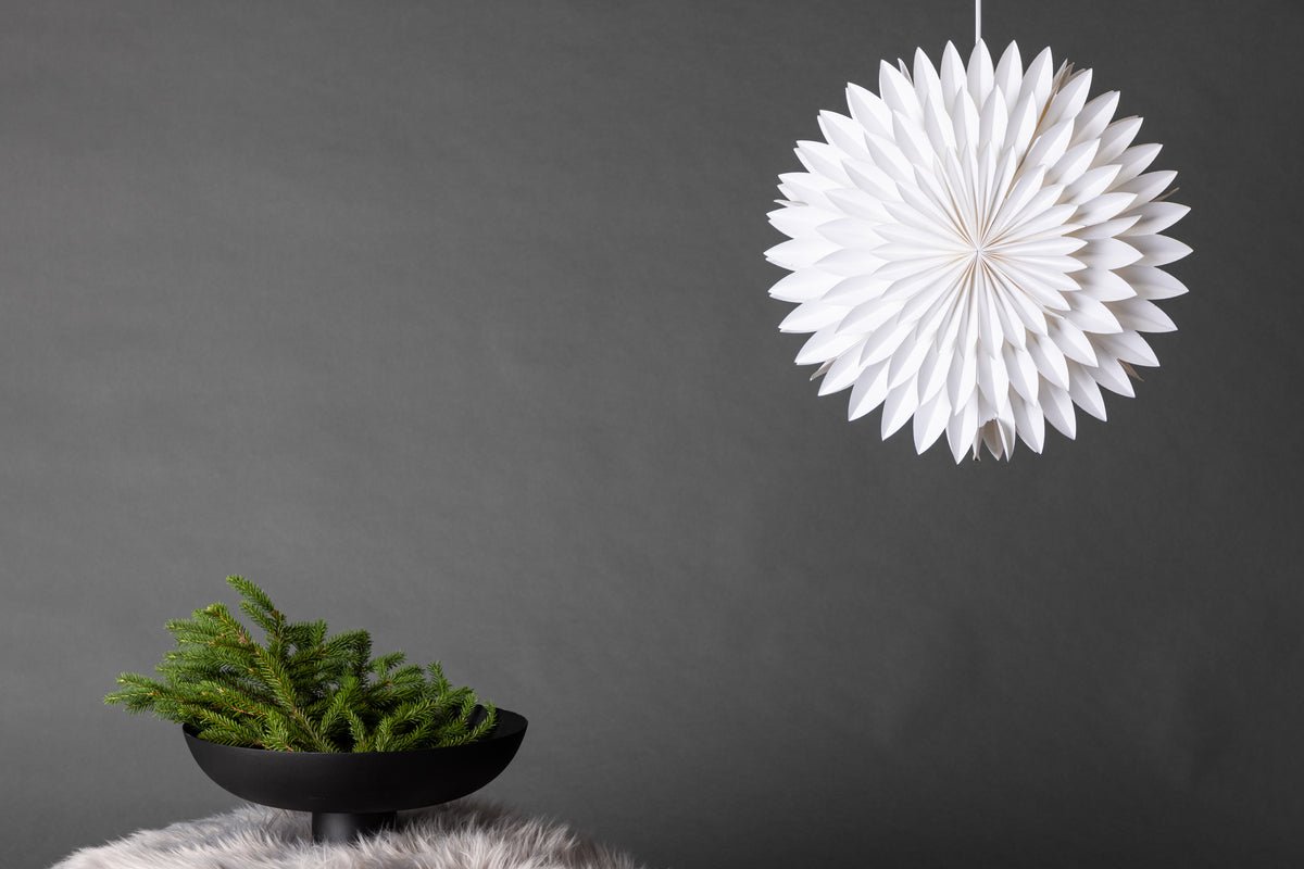 Weihnachts-Deckenleuchte Starla - weiße Sternform in 2 Größen