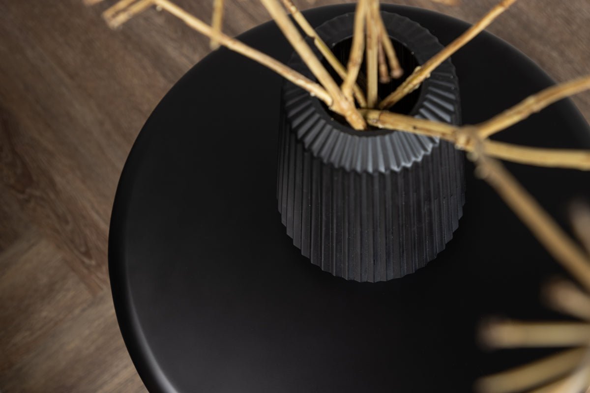 Beistelltisch Santana – in Schwarz mit runder Form