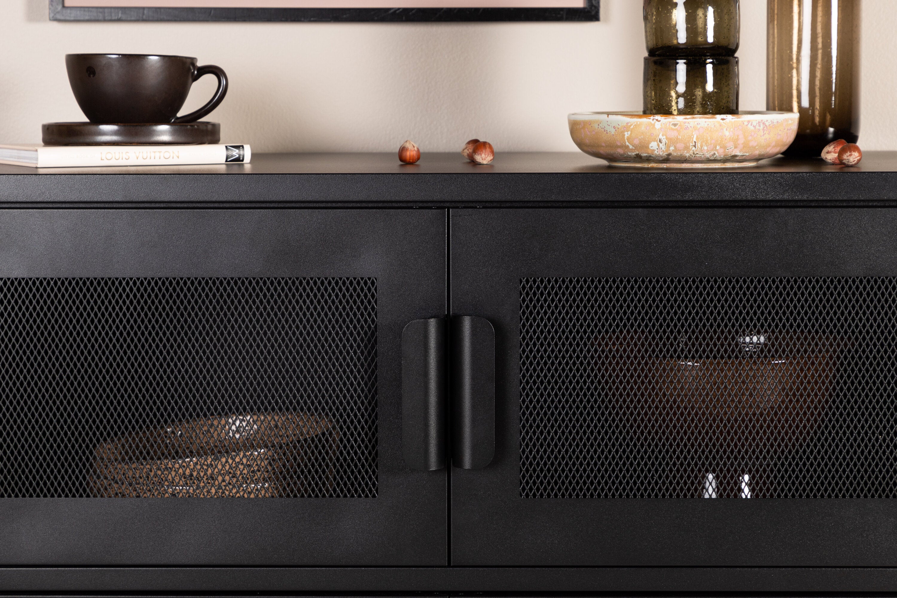Kommode Berit – Industrial Design in Schwarz