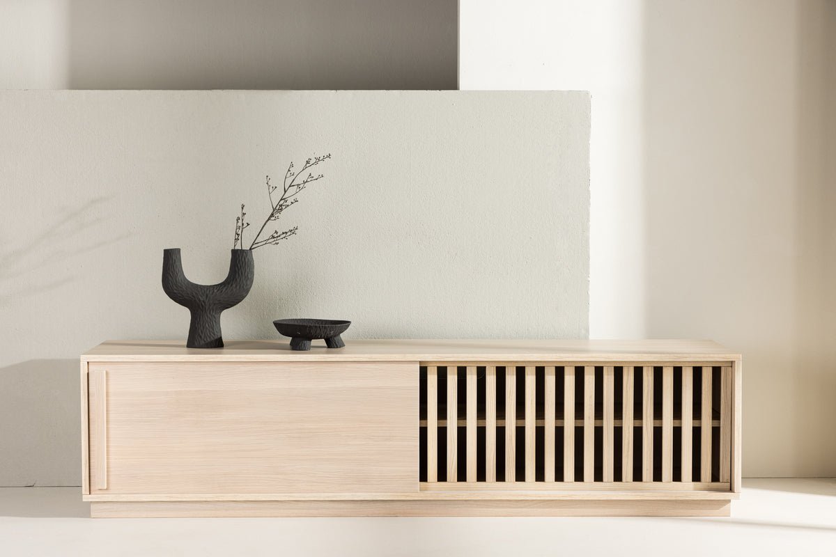 Designer TV-Lowboard Valero 180 cm MDF – Matt, mit Lamellenfront