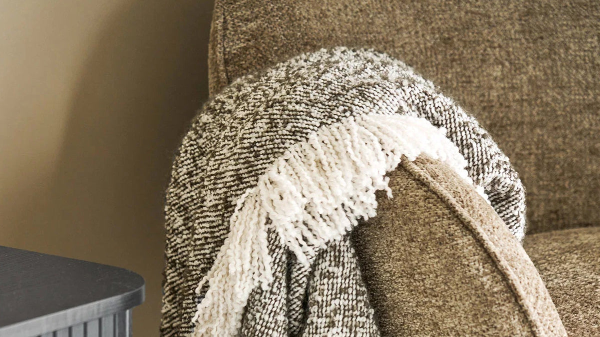 Tagesdecke Solingo - aus hochwertigem Materialmix