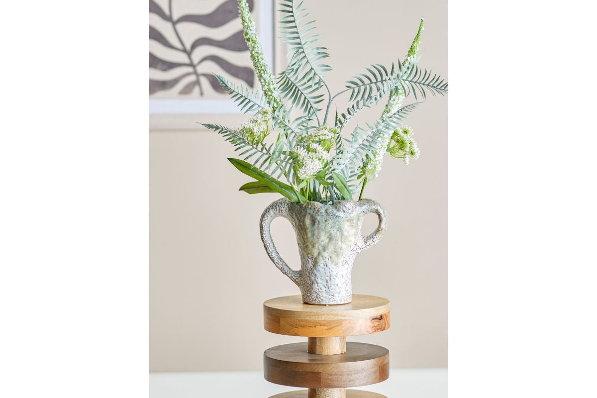 Vase „Edge“ – aus Steingut