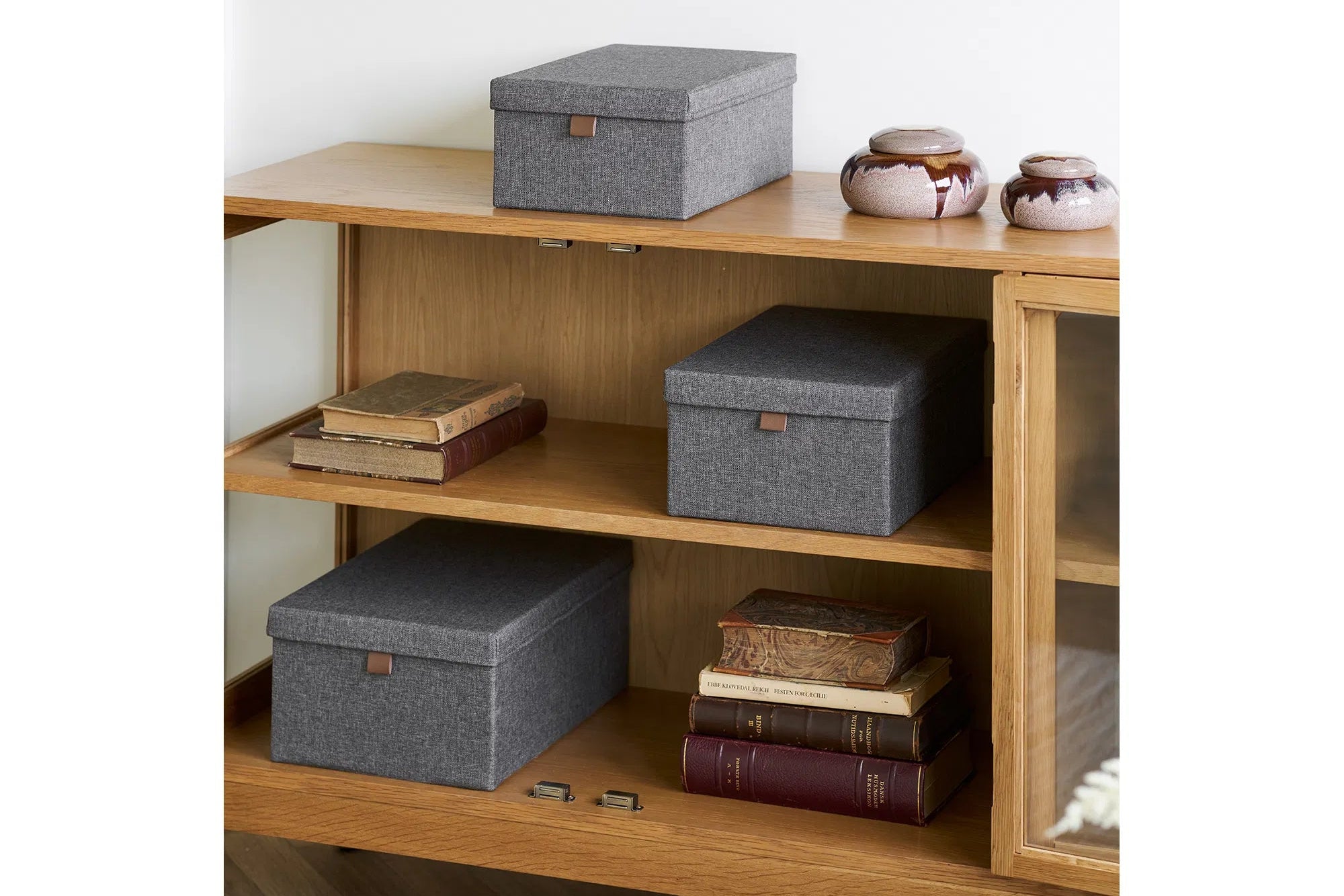 Aufbewahrungsbox Velmoria - in grau mit Deckel (3er Set)