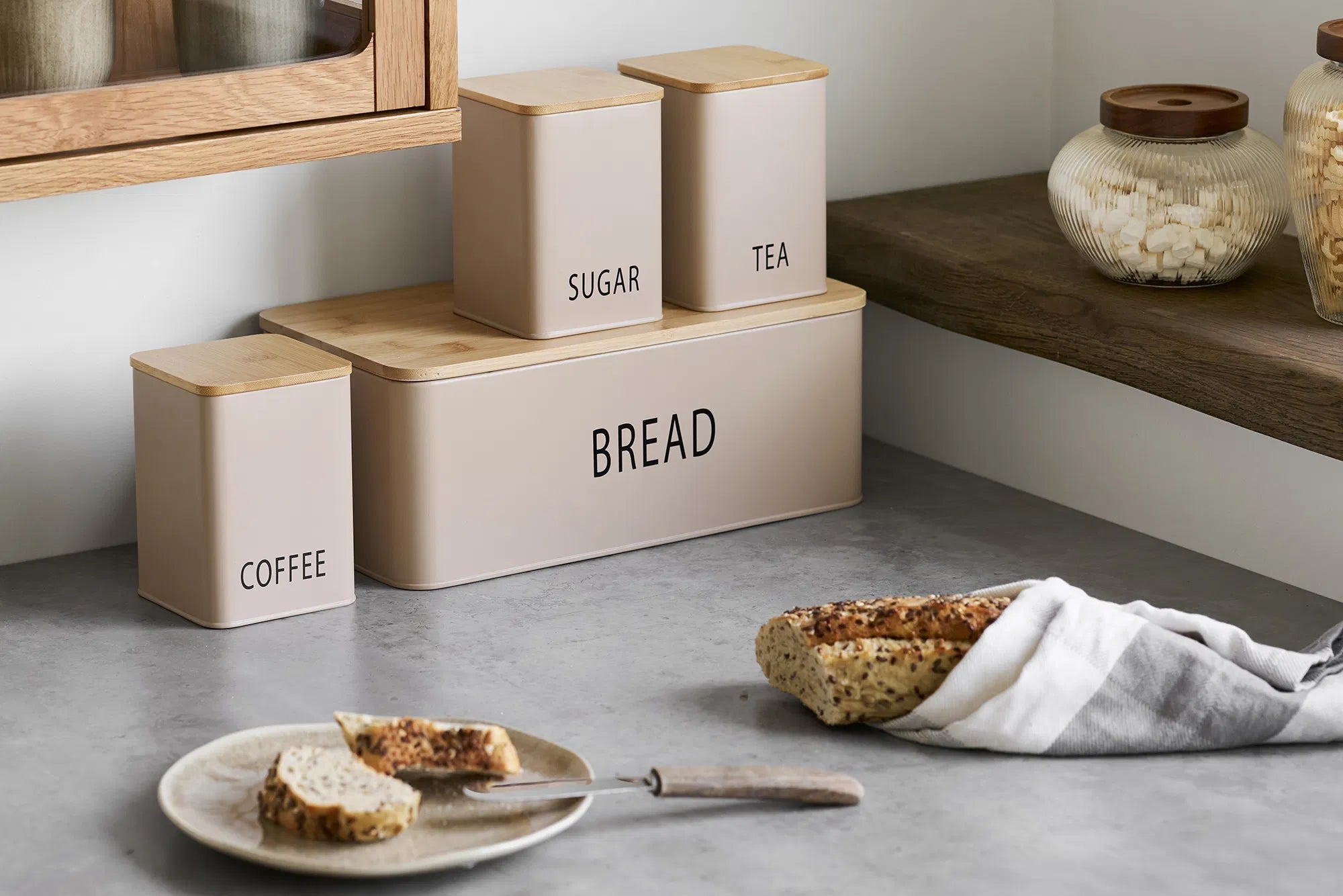 Brotbox Jorvella - aus Metall mit Bambusdeckel (4er Set)