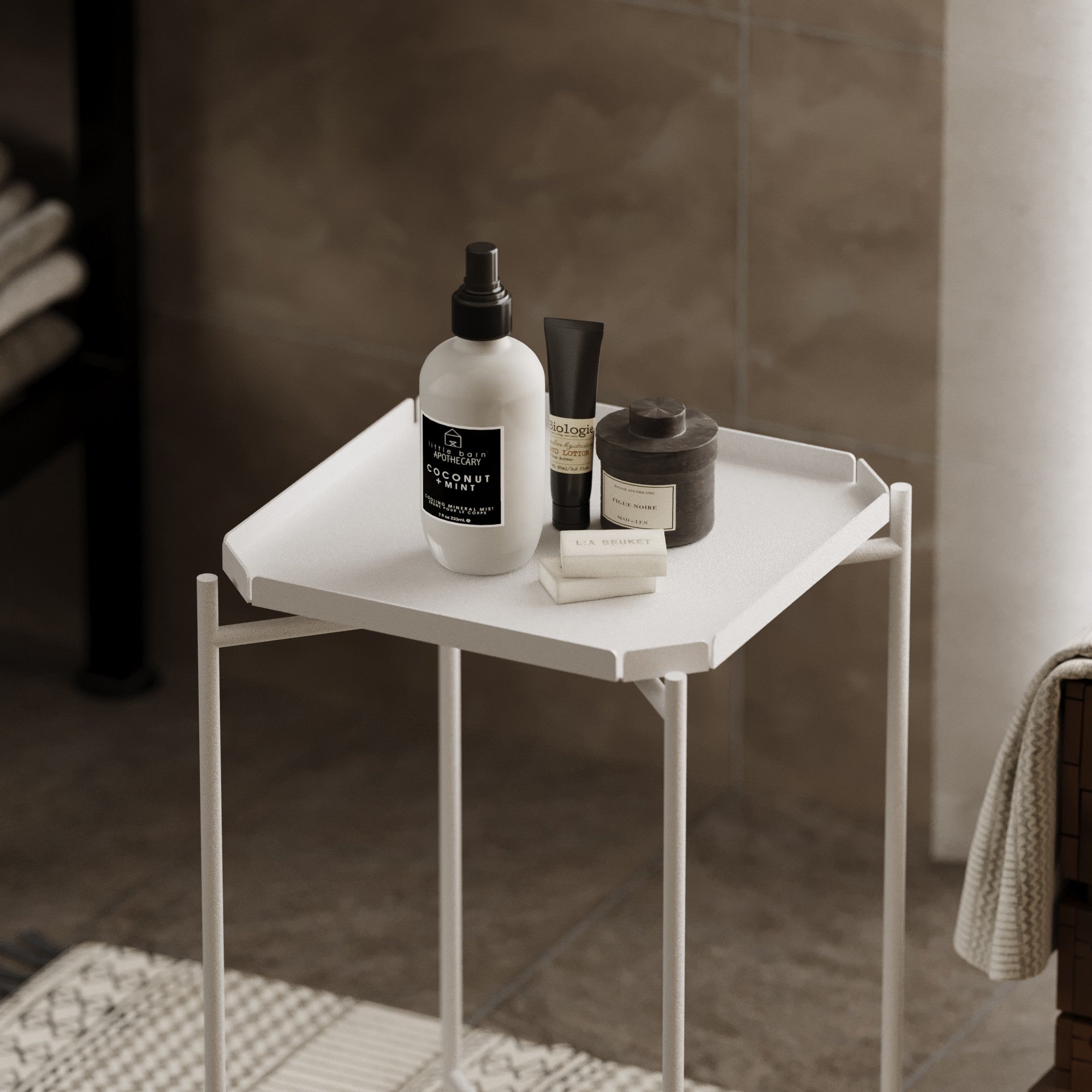 Couchtisch Arvello – Schlichtes Metalldesign in 3 Farben verfügbar