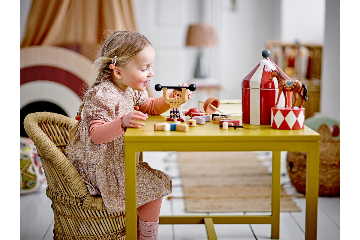 Dekofigur Rafi - Zirkuspferd aus Holz für Kinderzimmer & Geburtstag