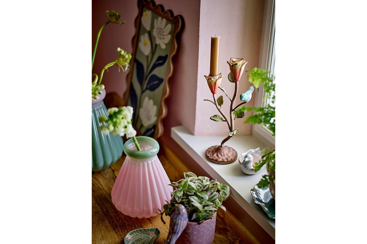 Vase Edona – Mundgeblasenes Glas mit sanfter Riffelung