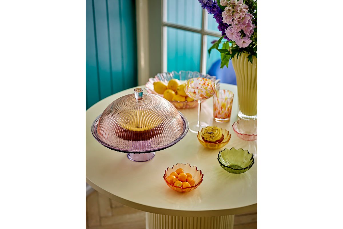 Kuchenteller Liréa mit Glasglocke – Farbverlauf mit feiner Riffelung