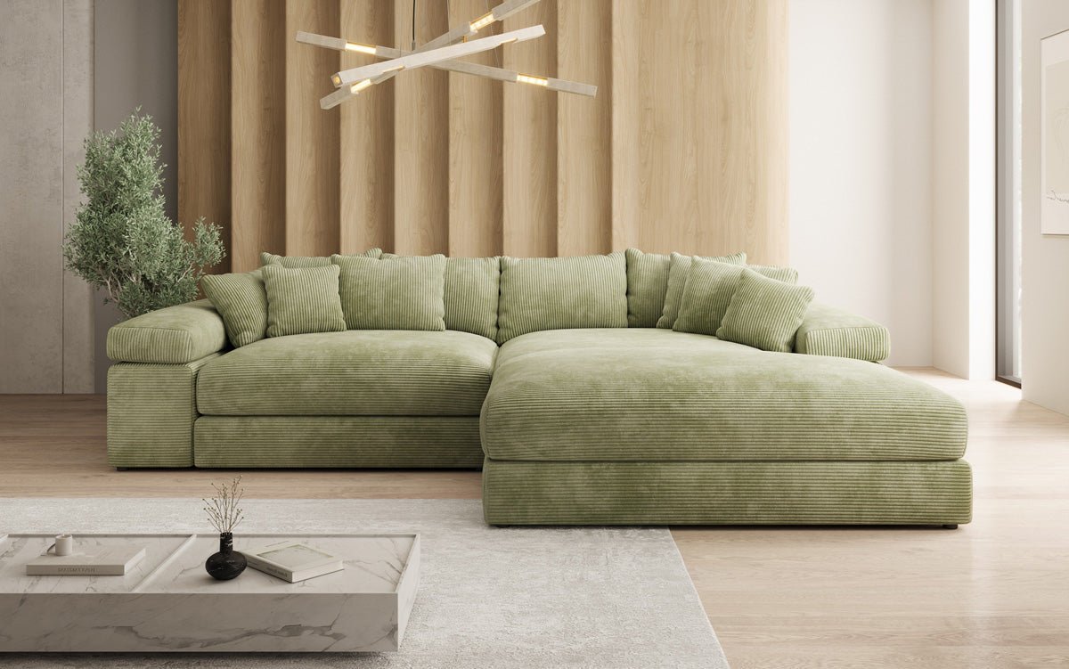 Designer Sofa Bernardo mit breiter Ottomane in Cord