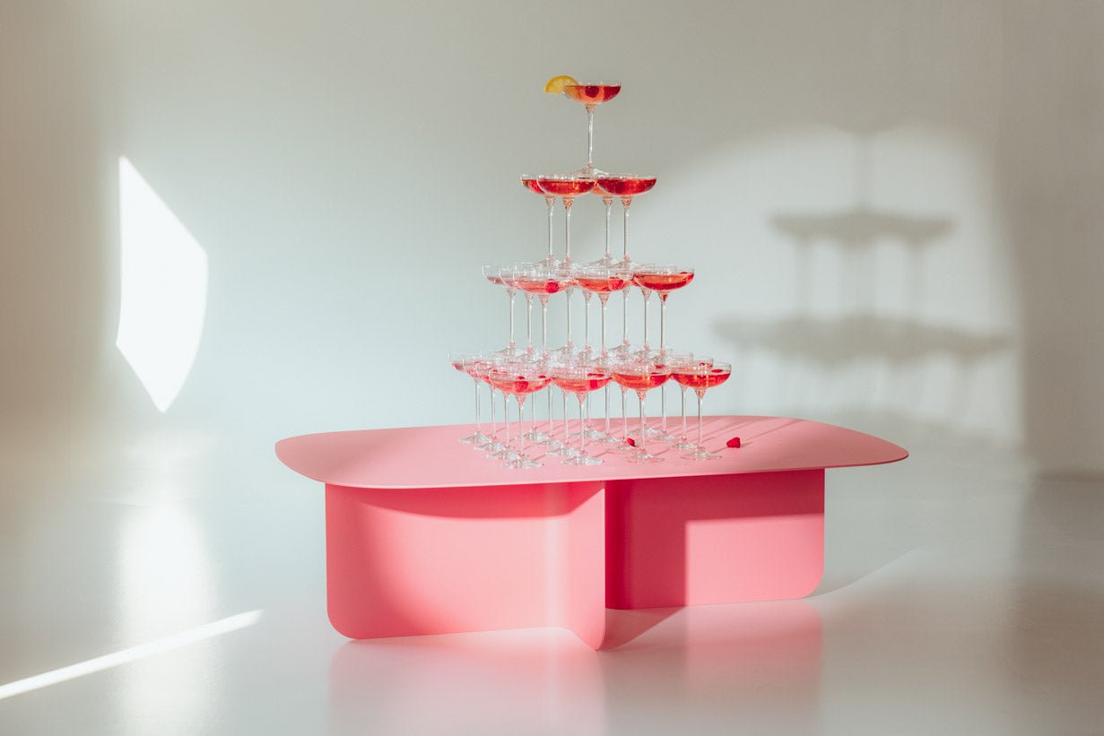 Couchtisch Livia – Japandi Design aus pulverbeschichtetem Blech