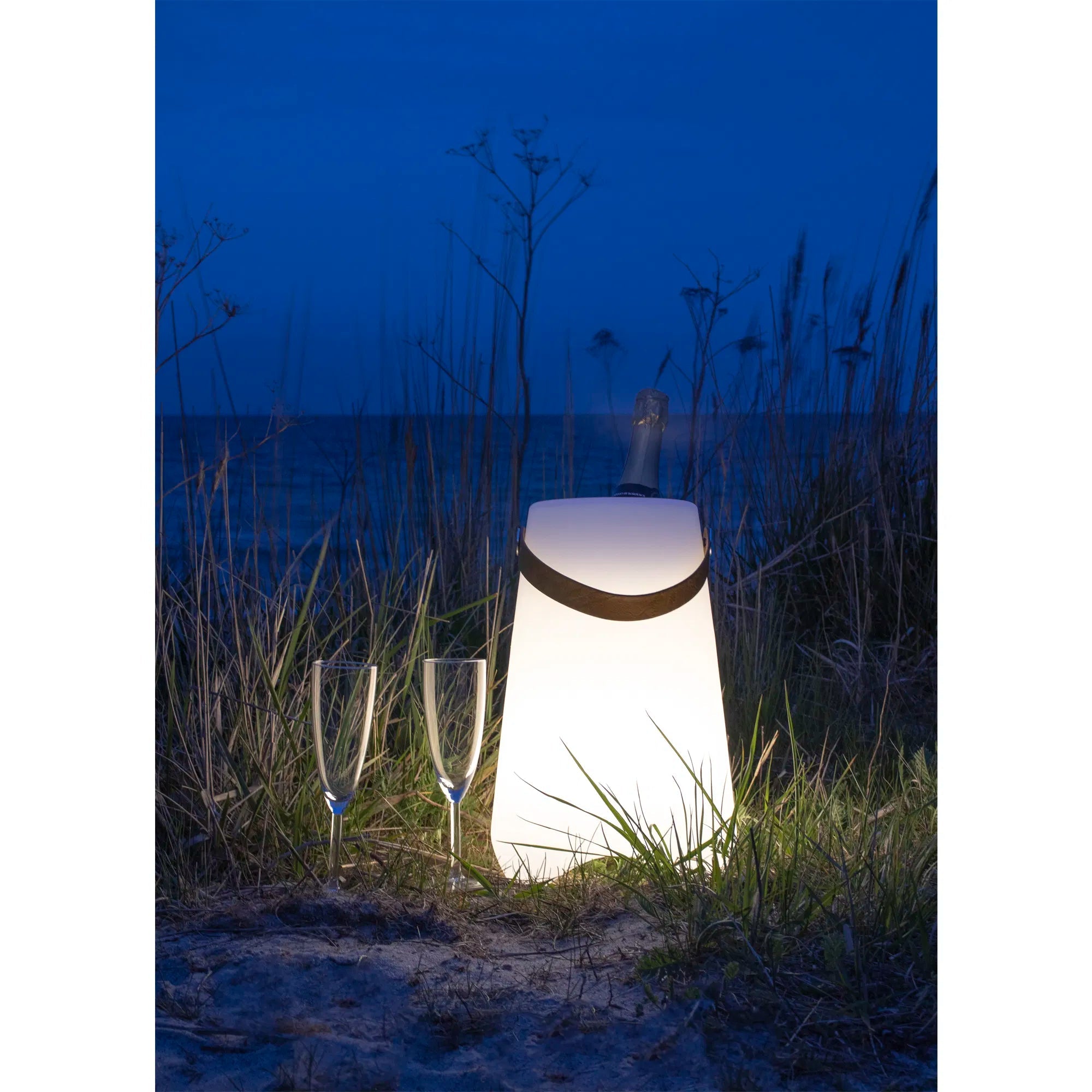 LED-Weinkühler Calido mit Tragegriff