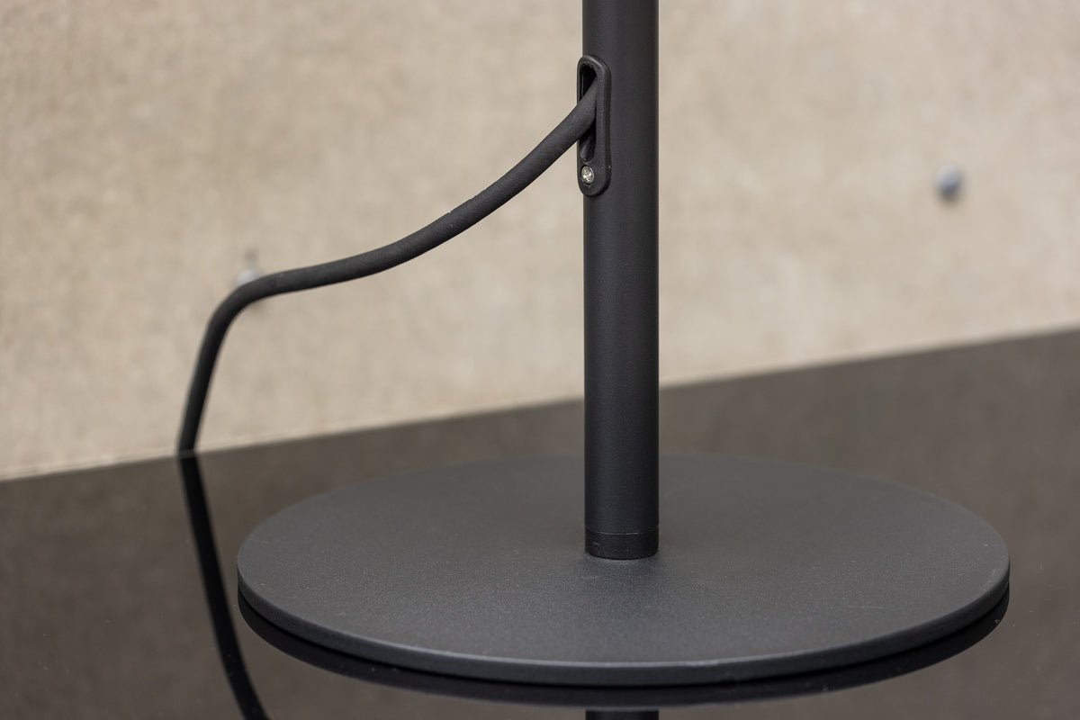 Outdoor-Tischlampe „Pora“ – wetterfest für Balkon & Outdoor-Bereich