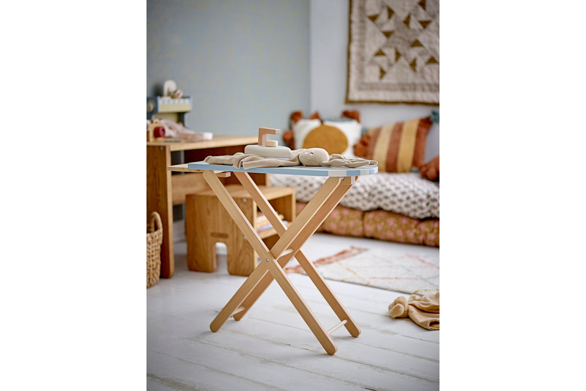 Kinder Bügelset Malina - Spielzeug Bügelbrett & Bügeleisen in Pastellfarben