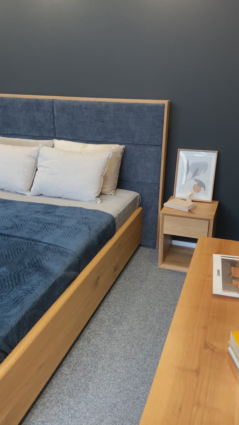 Designer Holzbett Valent aus massiver Eiche mit Stauraum