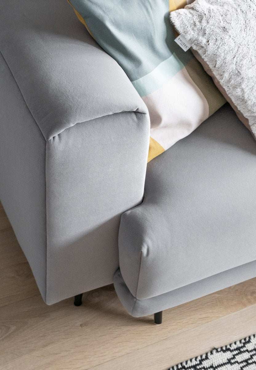 Designer 3er Sofa Diana mit Schlaffunktion und Stauraum - Luxusbetten24